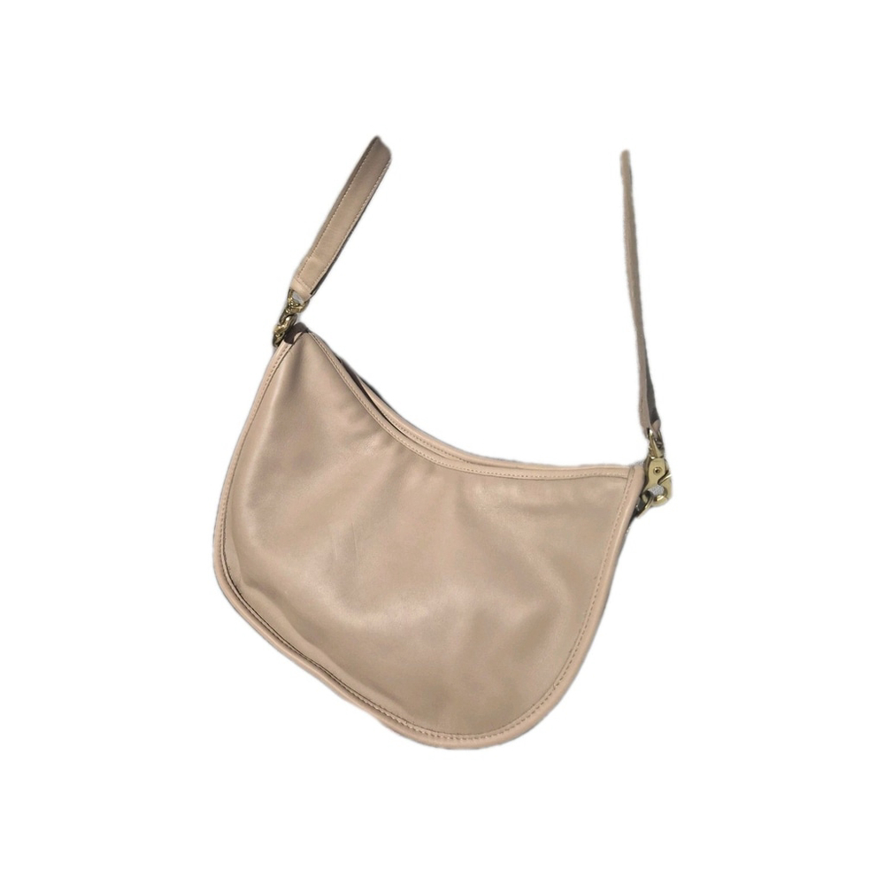 1980s Coach Swinger Bag #4040 in Bone, Made In USA, Beautiful Condition! (DB17)